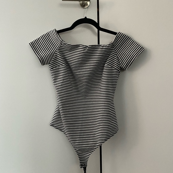 Kendall & Kylie Bodysuit - Picture 2 of 4